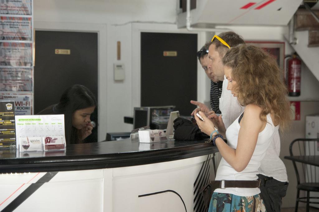 Be Ramblas Guest House Barcelona Zewnętrze zdjęcie