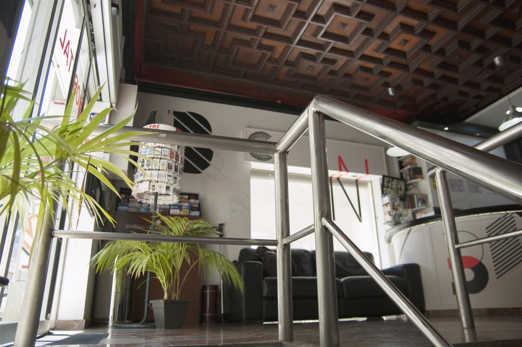 Be Ramblas Guest House Barcelona Zewnętrze zdjęcie