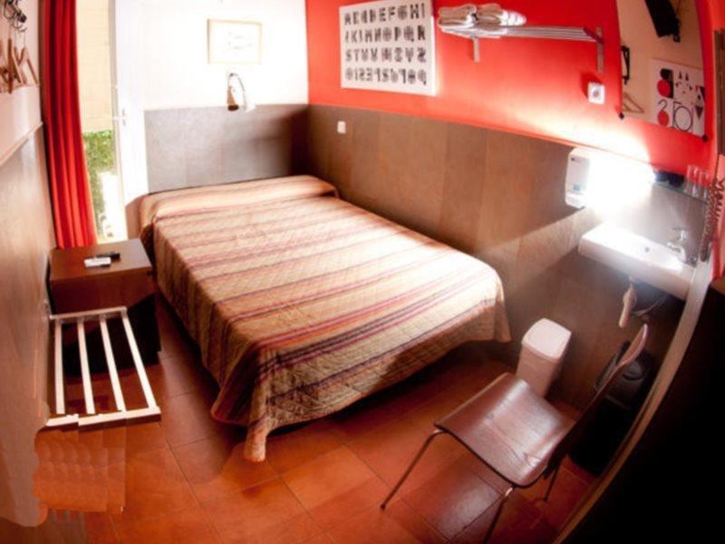 Be Ramblas Guest House Barcelona Zewnętrze zdjęcie
