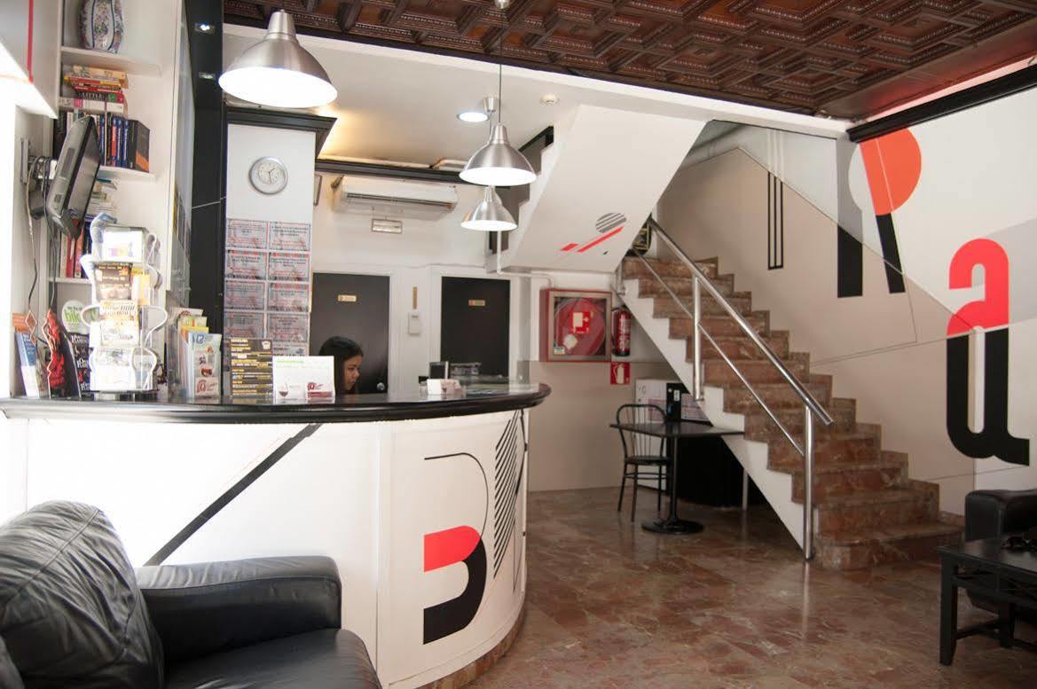 Be Ramblas Guest House Barcelona Zewnętrze zdjęcie